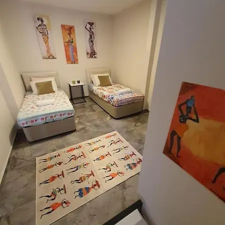 Διαμέρισμα Merkeze Yakin 2+1 *