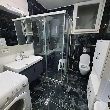 Merkeze Yakin 2+1 Μαρμαρίς