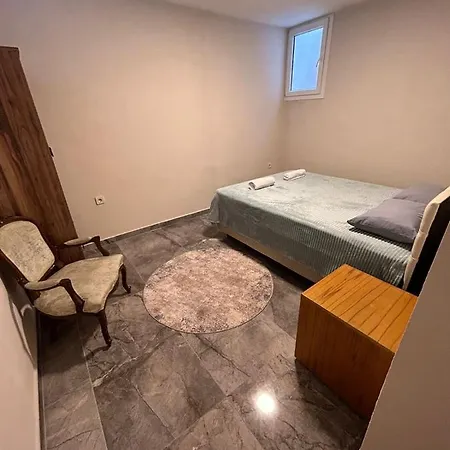 Apartmán Merkeze Yakin 2+1