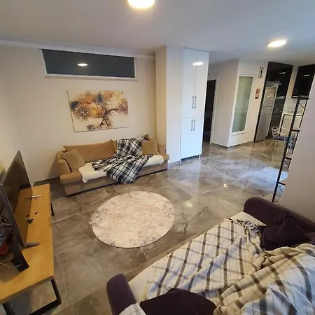 Apartmán Merkeze Yakin 2+1